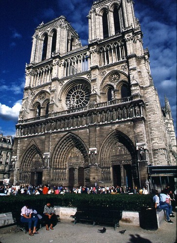 パリのノートルダム大聖堂001.jpg